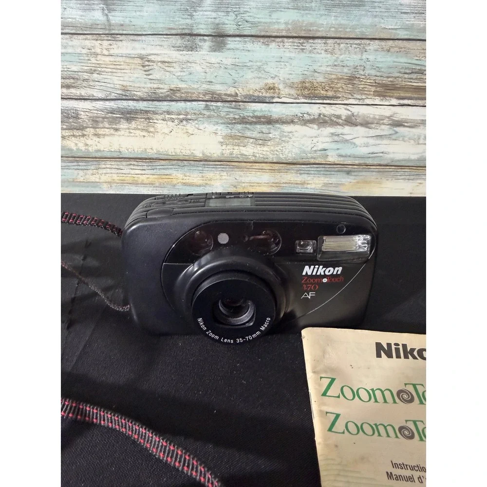 Nikon Zoom Touch‎ 470 AF 35mm Film Camera Black Excellent 35-70mm Macro Lens